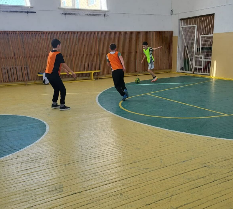 Игра "Футбол"